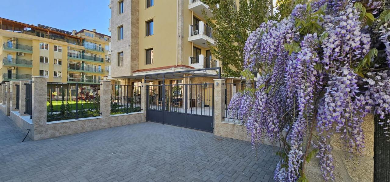 Emilia Romana Park 阳光海滩 外观 照片