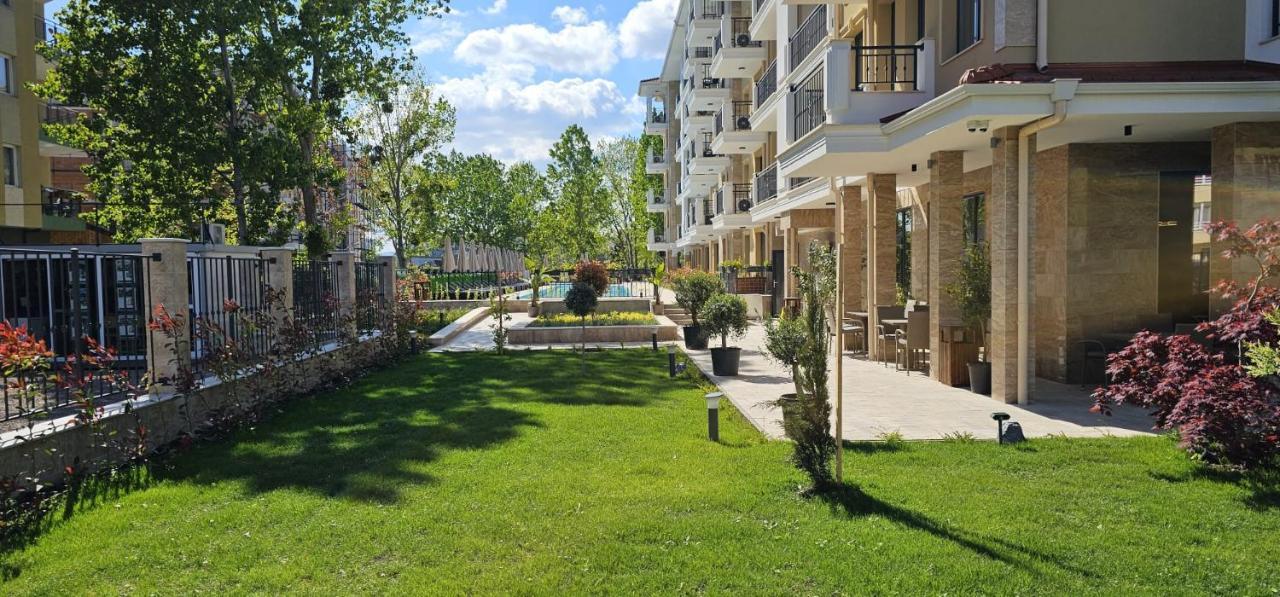 Emilia Romana Park 阳光海滩 外观 照片