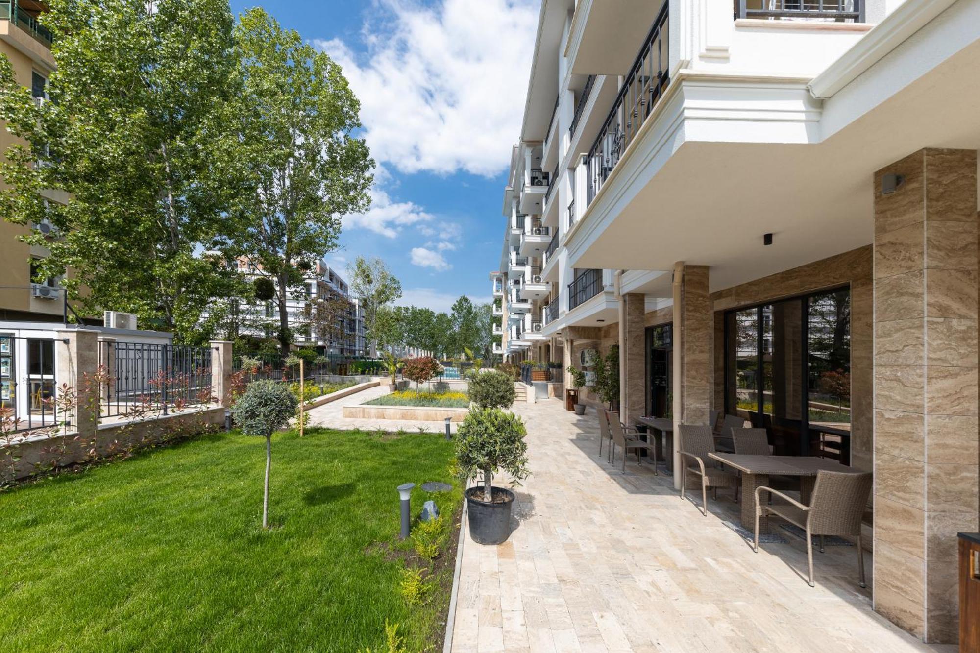 Emilia Romana Park 阳光海滩 外观 照片